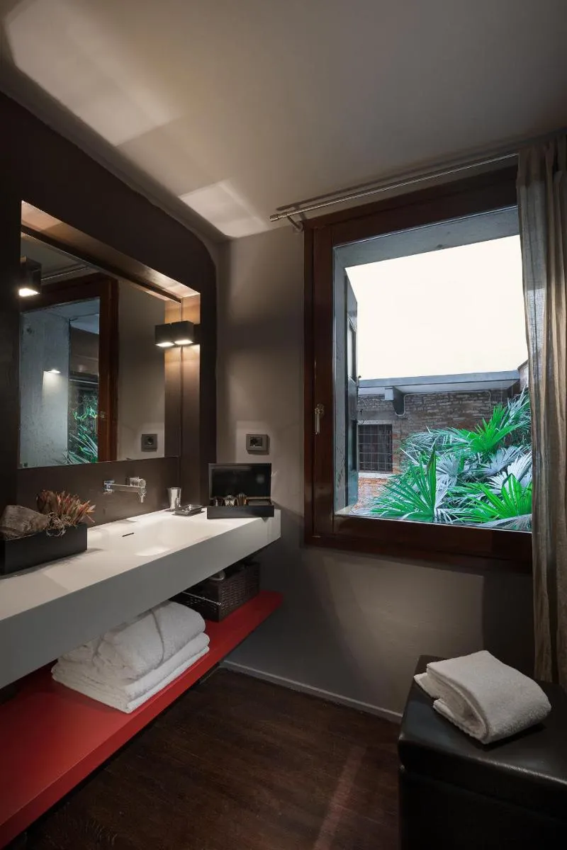 Image 3 of Charming House Iqs