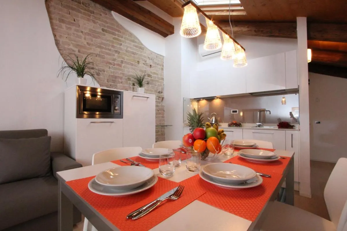 Image 5 of City Apartments Rialto Market