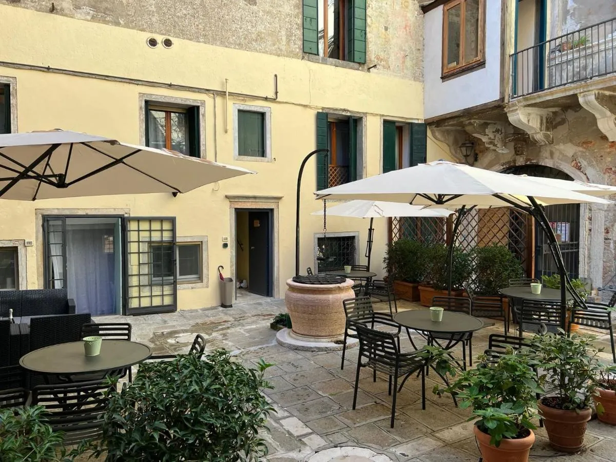 Image 1 of Corte del Doge di Rialto