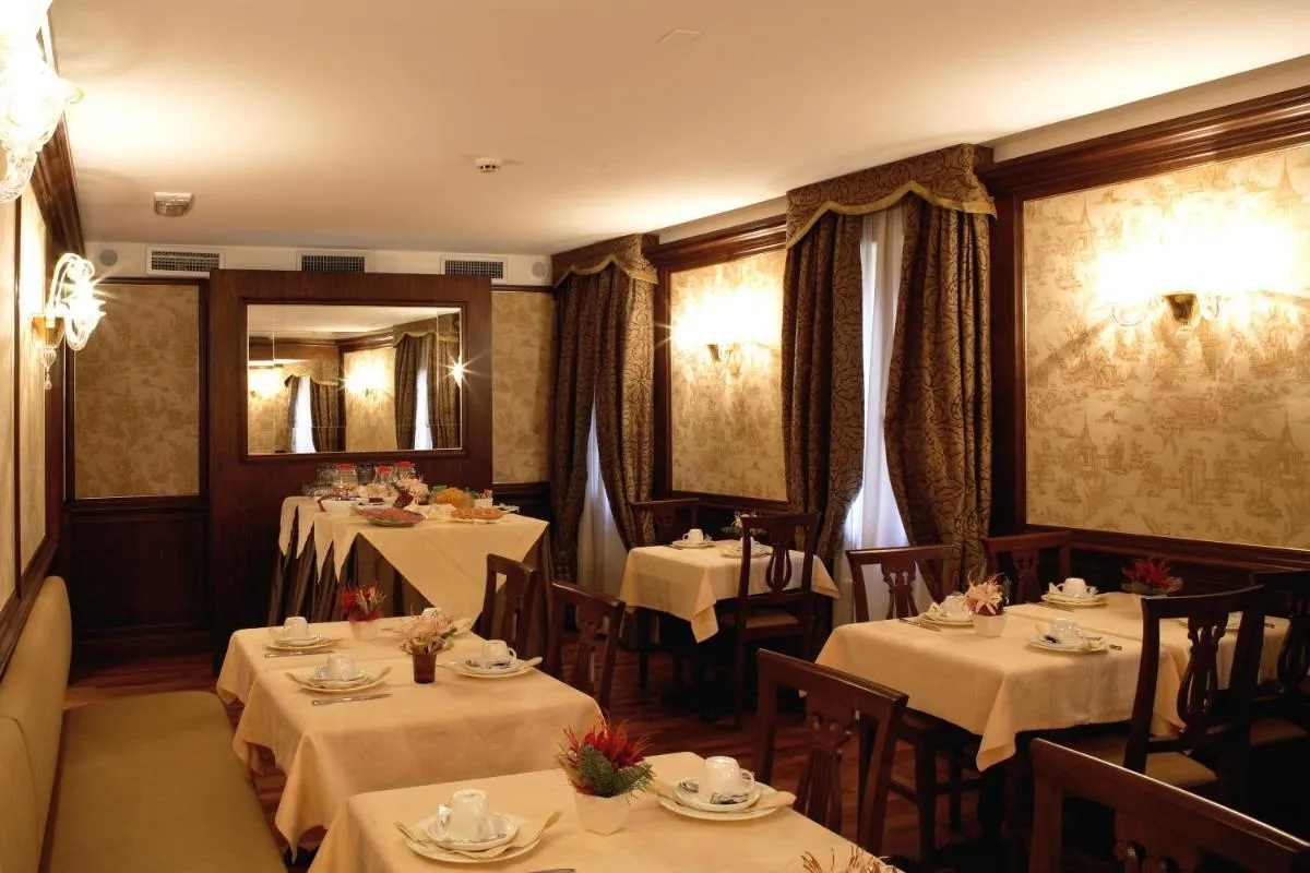 Image 2 of Hotel Al Codega