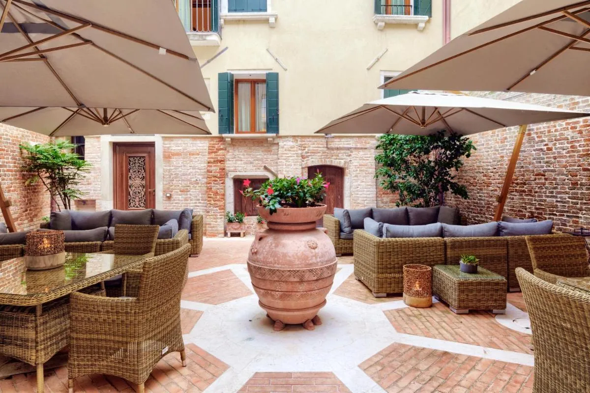 Image 3 of Hotel Bisanzio