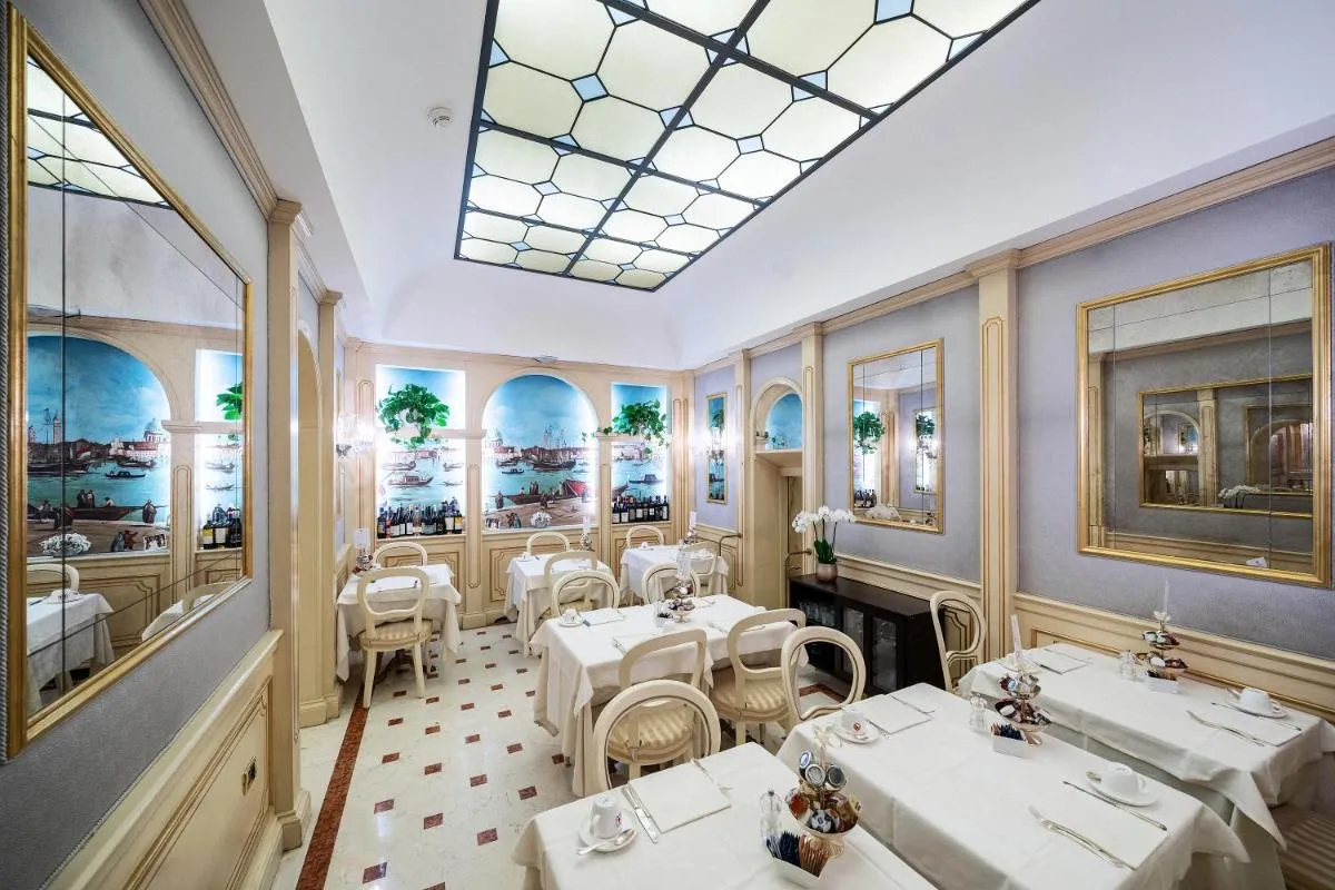 Image 2 of Hotel Colombina