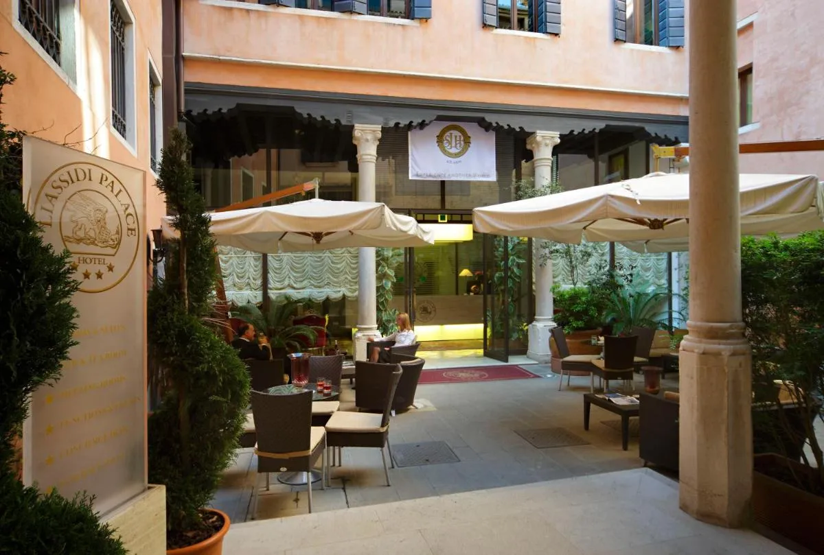 Image 4 of Hotel Liassidi Palace