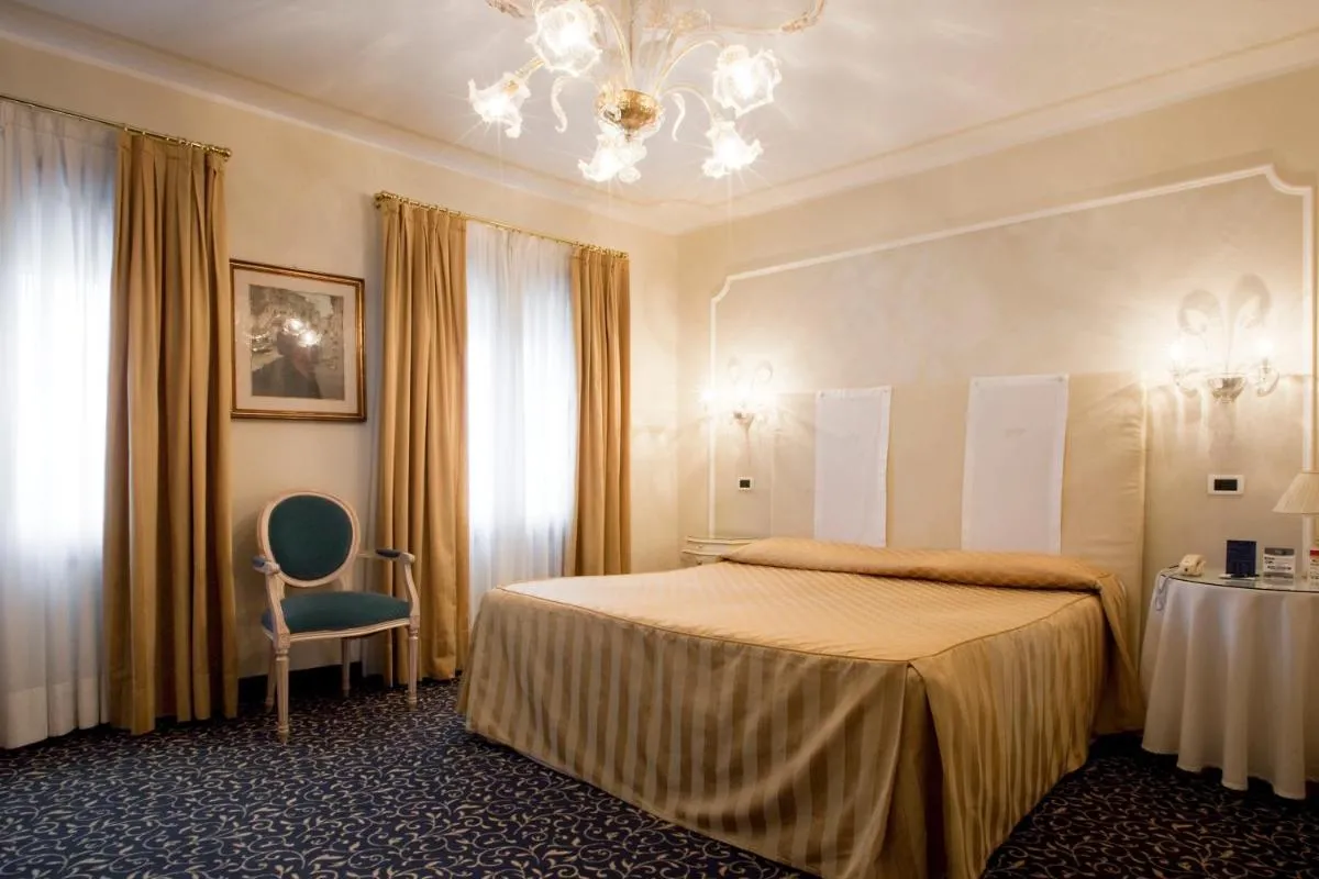 Image 6 of Hotel Principe