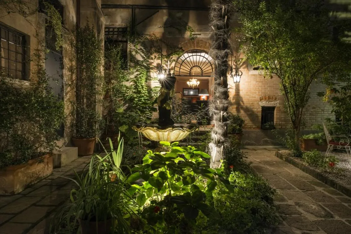 Image of La Residenza 818