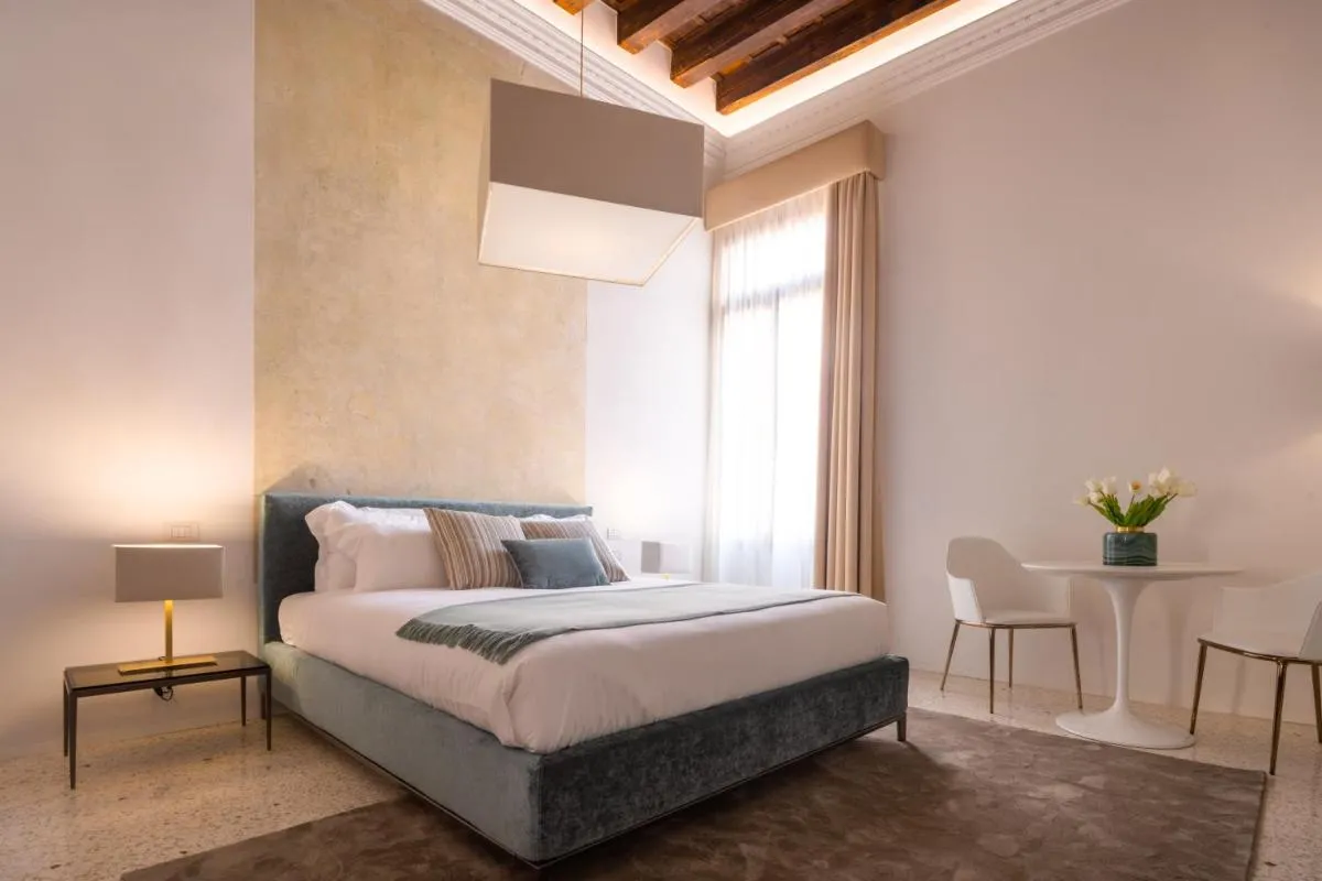 Image 2 of Ninfea Luxury Suites