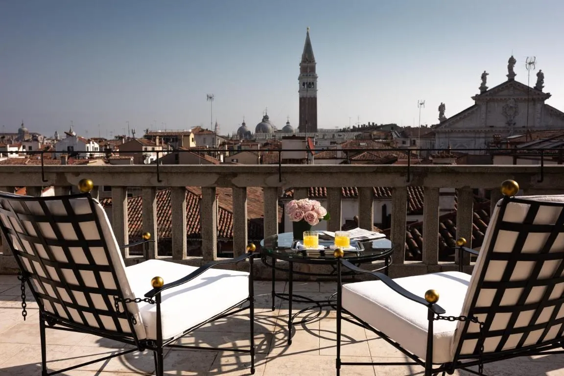 Image of Nolinski Venezia – Evok Collection