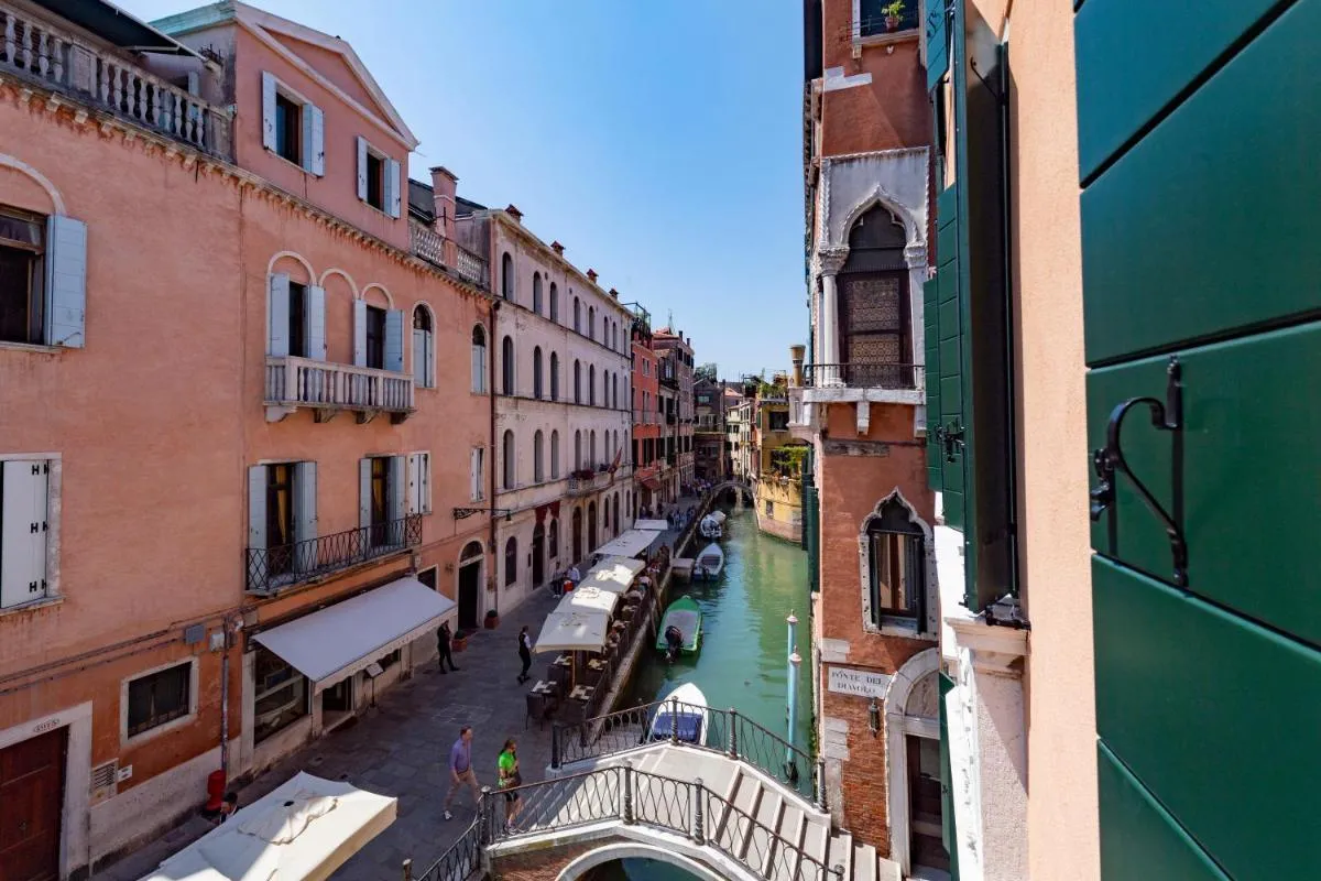 Image 2 of Palazzo San Lorenzo