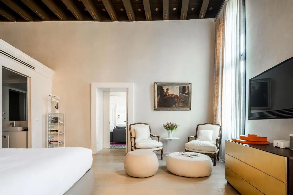 Image 4 of Palazzo Soranzo Noble Floor R&R