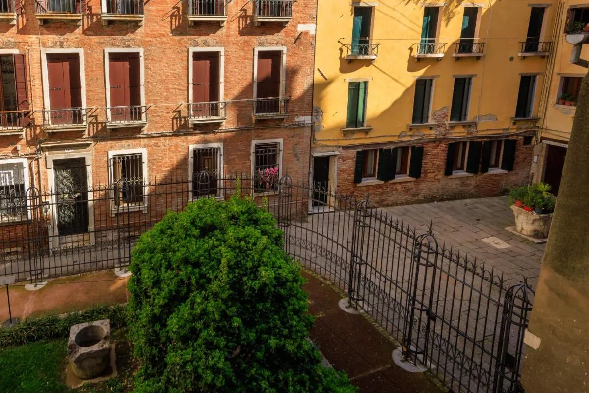 Image 5 of Residenza Scala del Bovolo