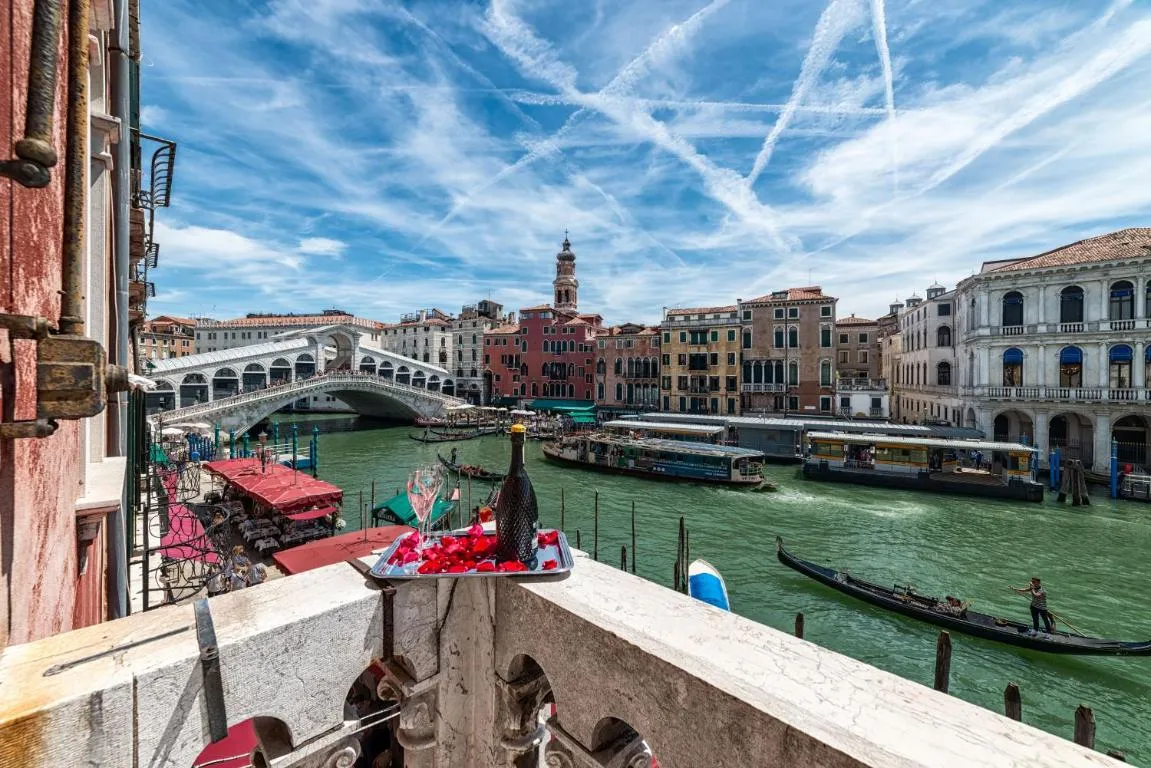 Image of Royal Rialto Apartment – Grand Canal View