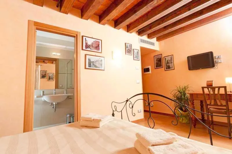 Image 1 of San Cassiano jacuzzi