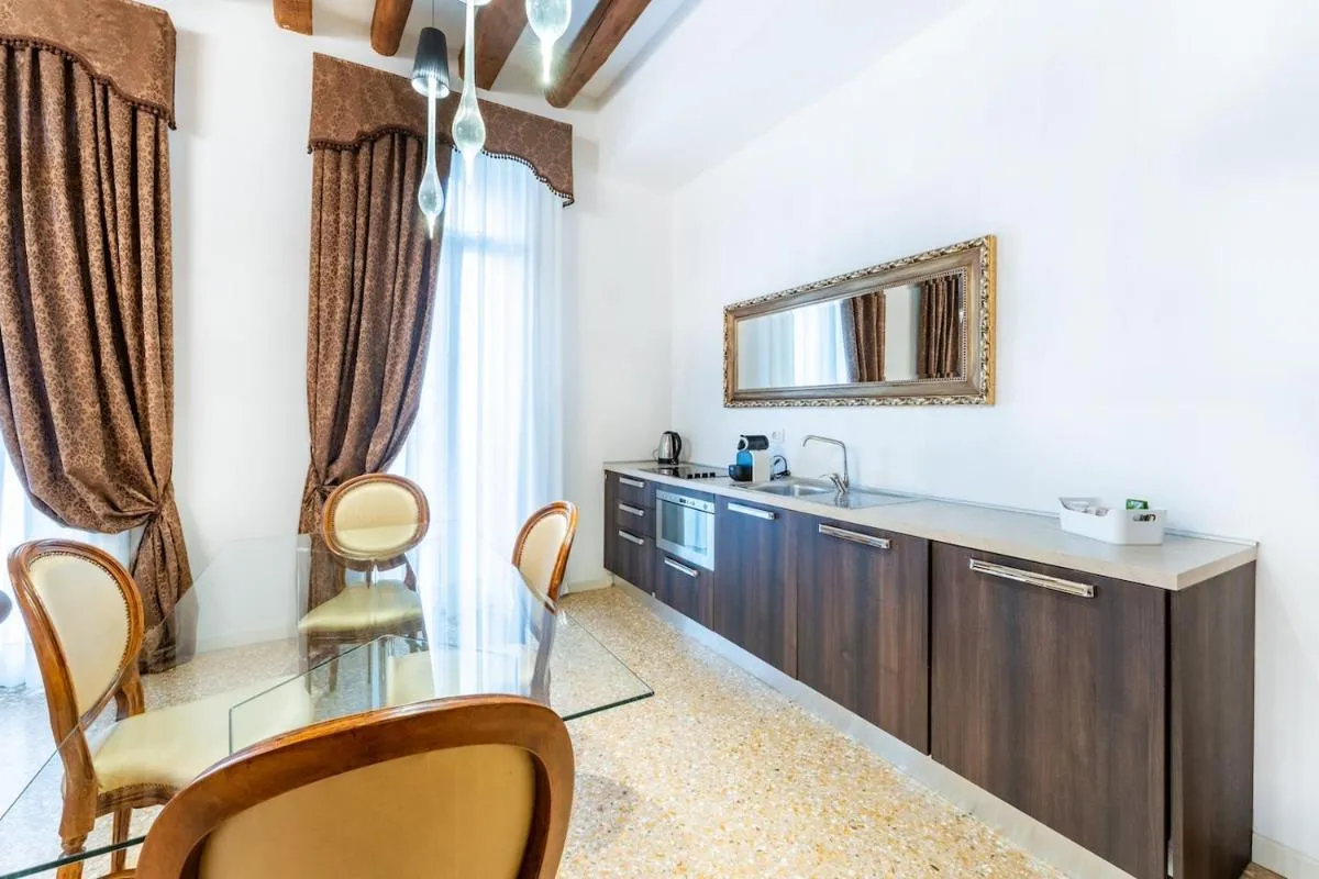 Image 2 of San Teodoro Palace – Luxury Apartments