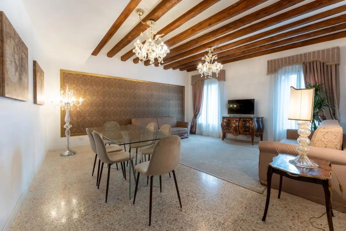 Image 6 of San Teodoro Palace – Luxury Apartments