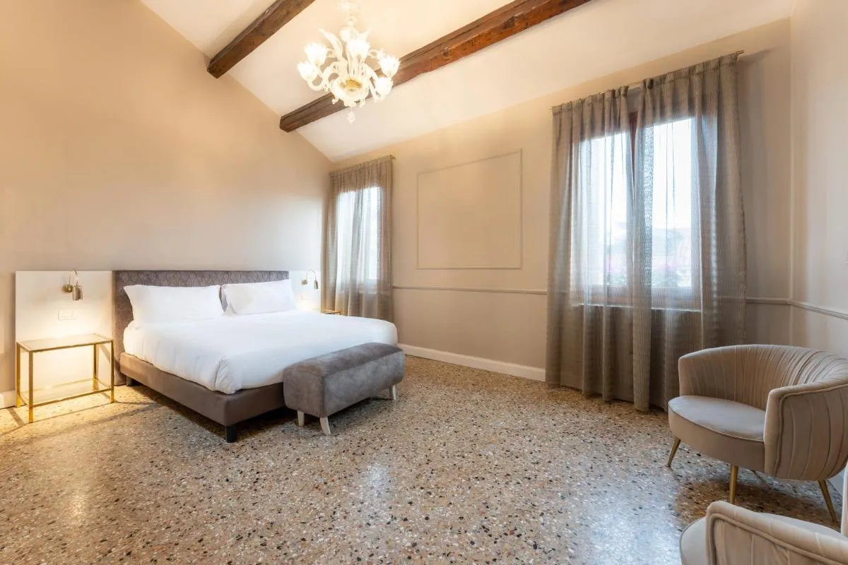 Image 1 of San Vio Palace Luxury Apartments