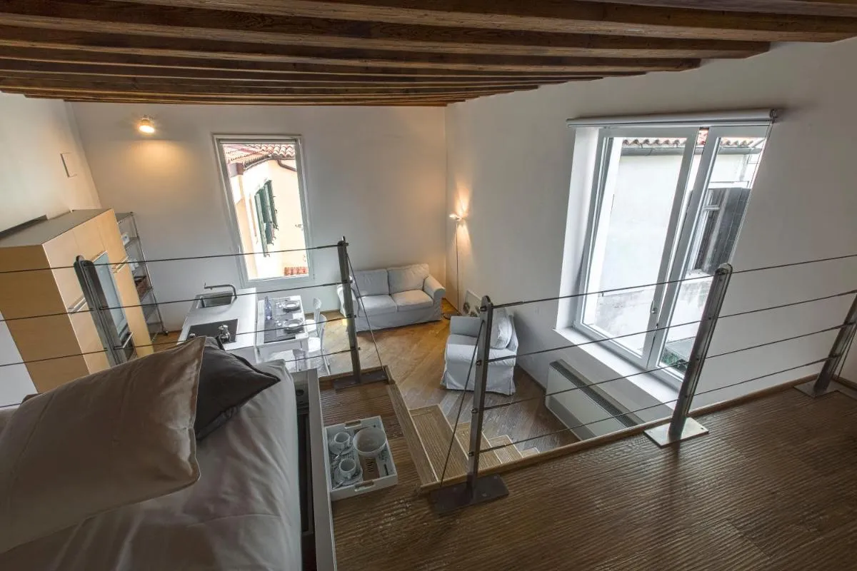 Image 5 of Zattere Design Loft R&R