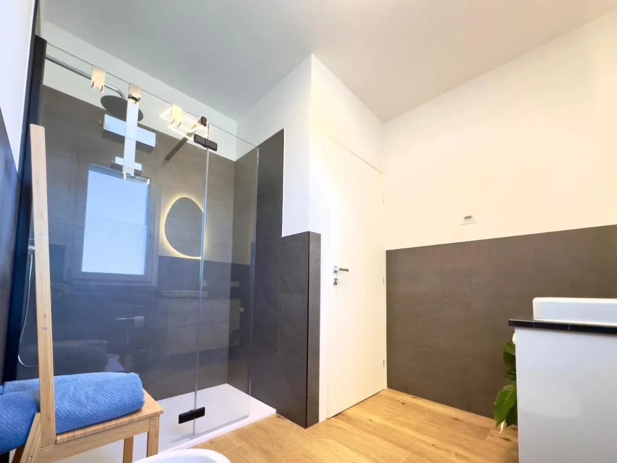 Image 2 of 20 min Venezia Modern Apartament with terrace