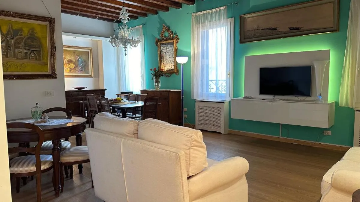 Image 4 of Albrizzi Charme apartment