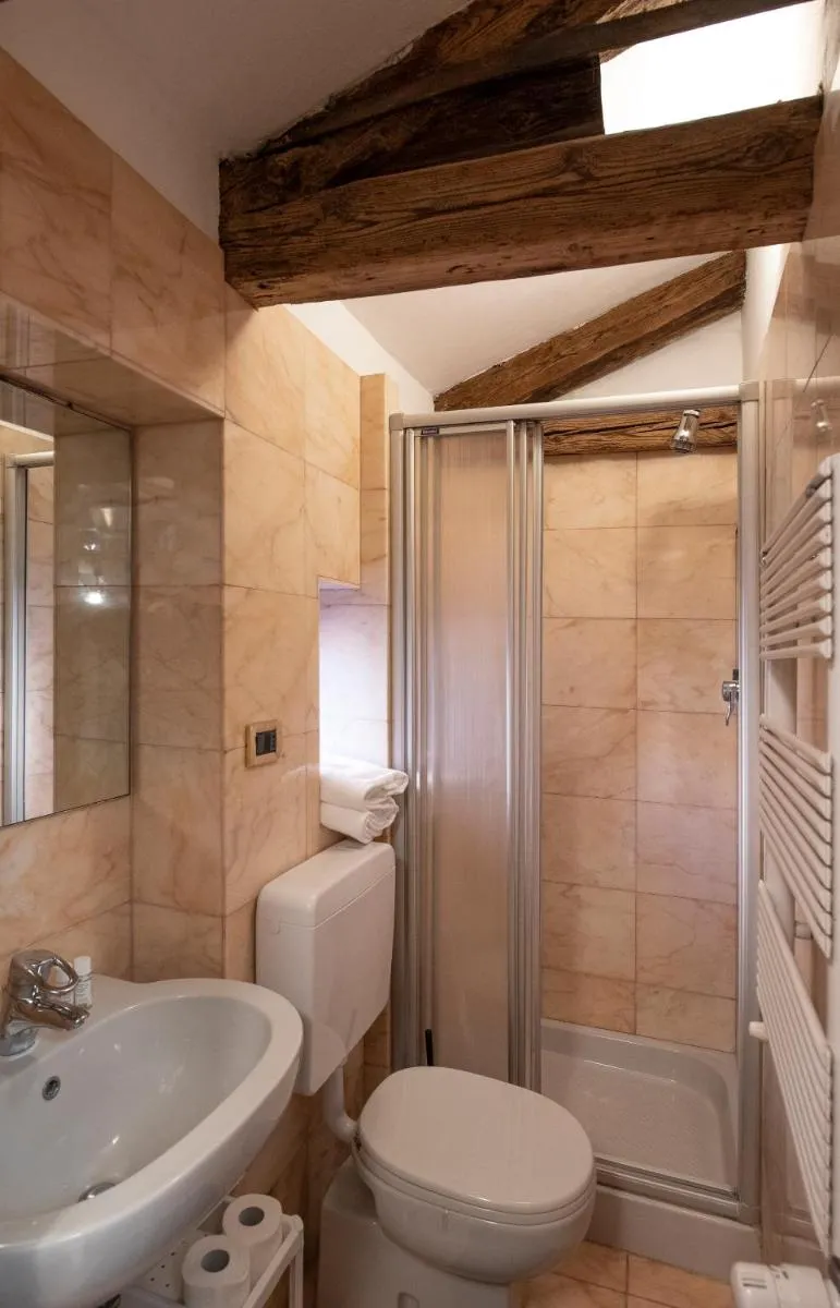Image 3 of Anzolo Palace – Rooms & Apartments
