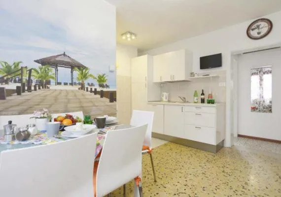 Image 3 of Apartment 2