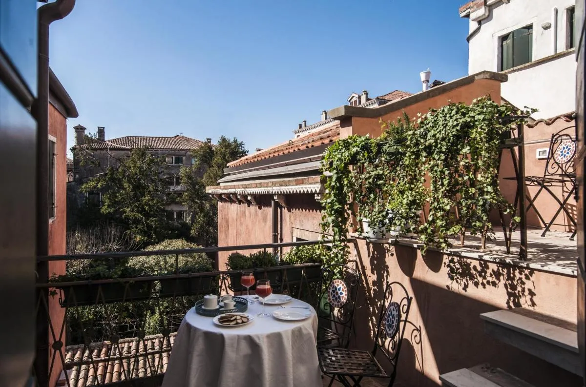 Image 5 of Apartment Cà Brunilda-luxury penthouse with terrace