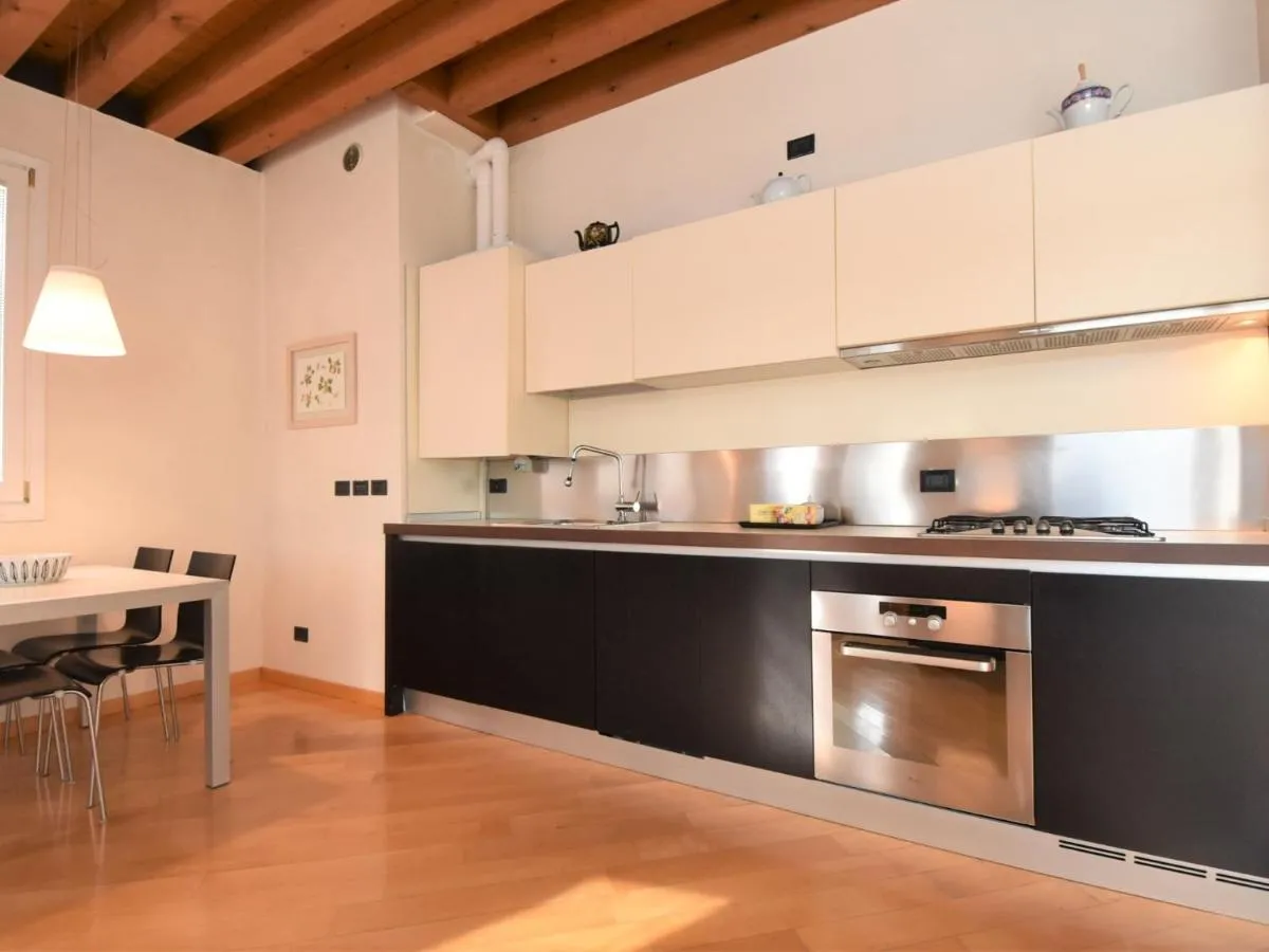 Image 1 of Apartment Iris by Interhome