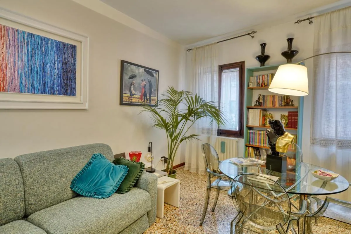 Image 2 of Biennale Venice Charme Apartment