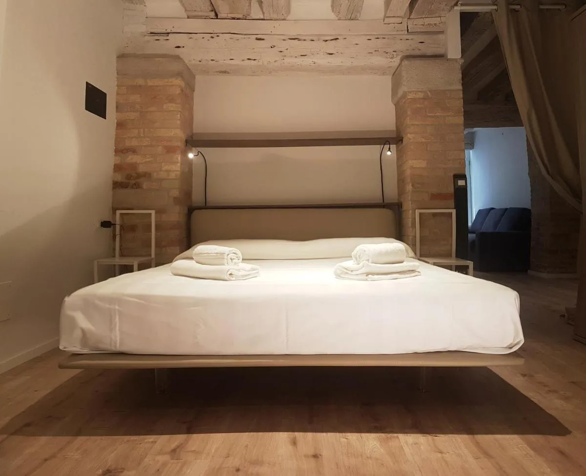 Image 5 of CORTE SCONTA Mini-Loft