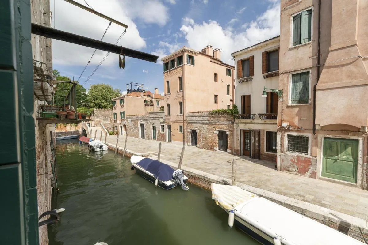 Image 2 of Ca’ Fosca Home – Campo Santa Fosca by Wonderful Italy