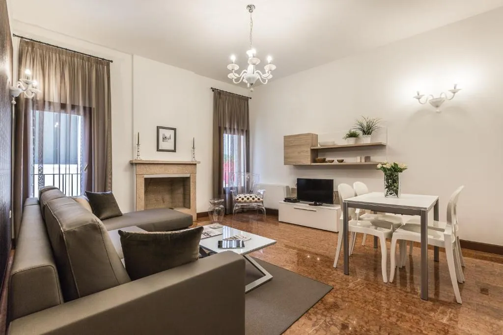 Image of Ca’ del Monastero 2 Collection Apt for 4 Guests with Lift