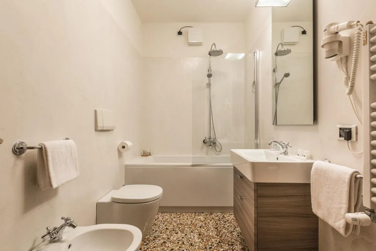 Image 2 of Ca’ del Monastero 4 Collection Apartment up to 8 Guests with Lift