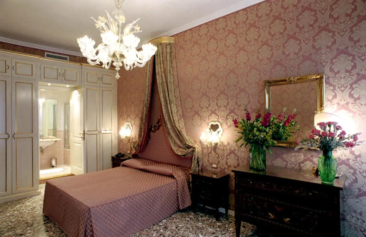 Image 1 of Casa Pisani Canal