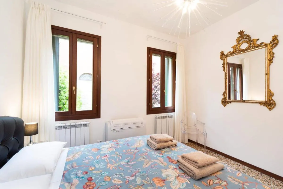 Image 1 of Castello 5067 boutique apartment