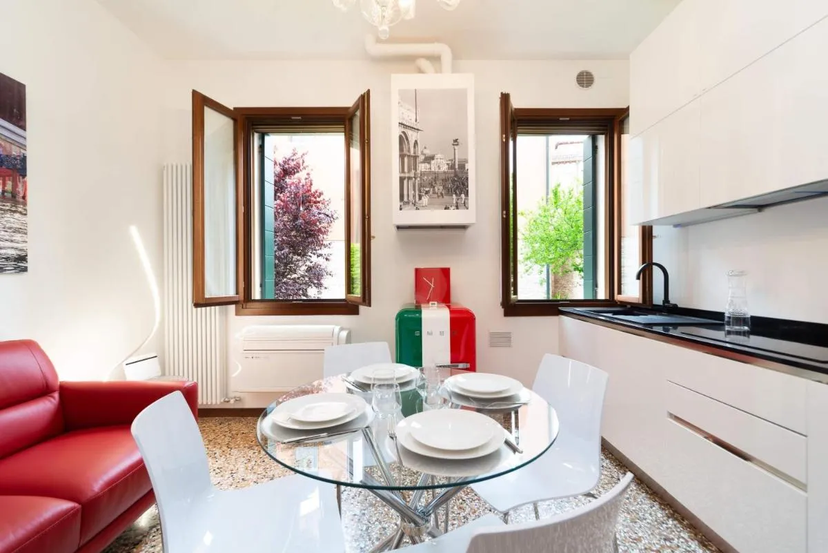 Image 3 of Castello 5067 boutique apartment