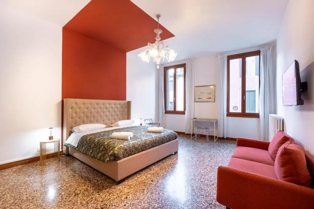 Image of Castello 6386 canal view