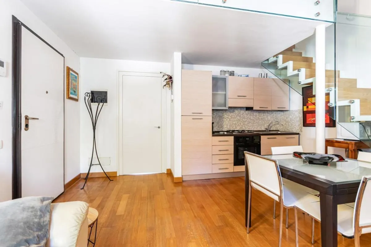Image 3 of Charming Apartment in Venice!