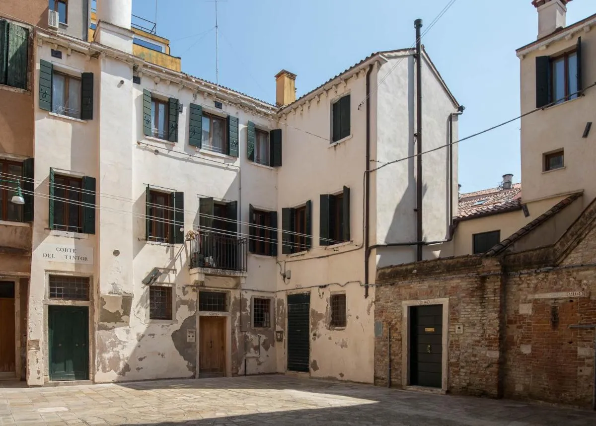 Image 5 of Corte del Tintor Apartments