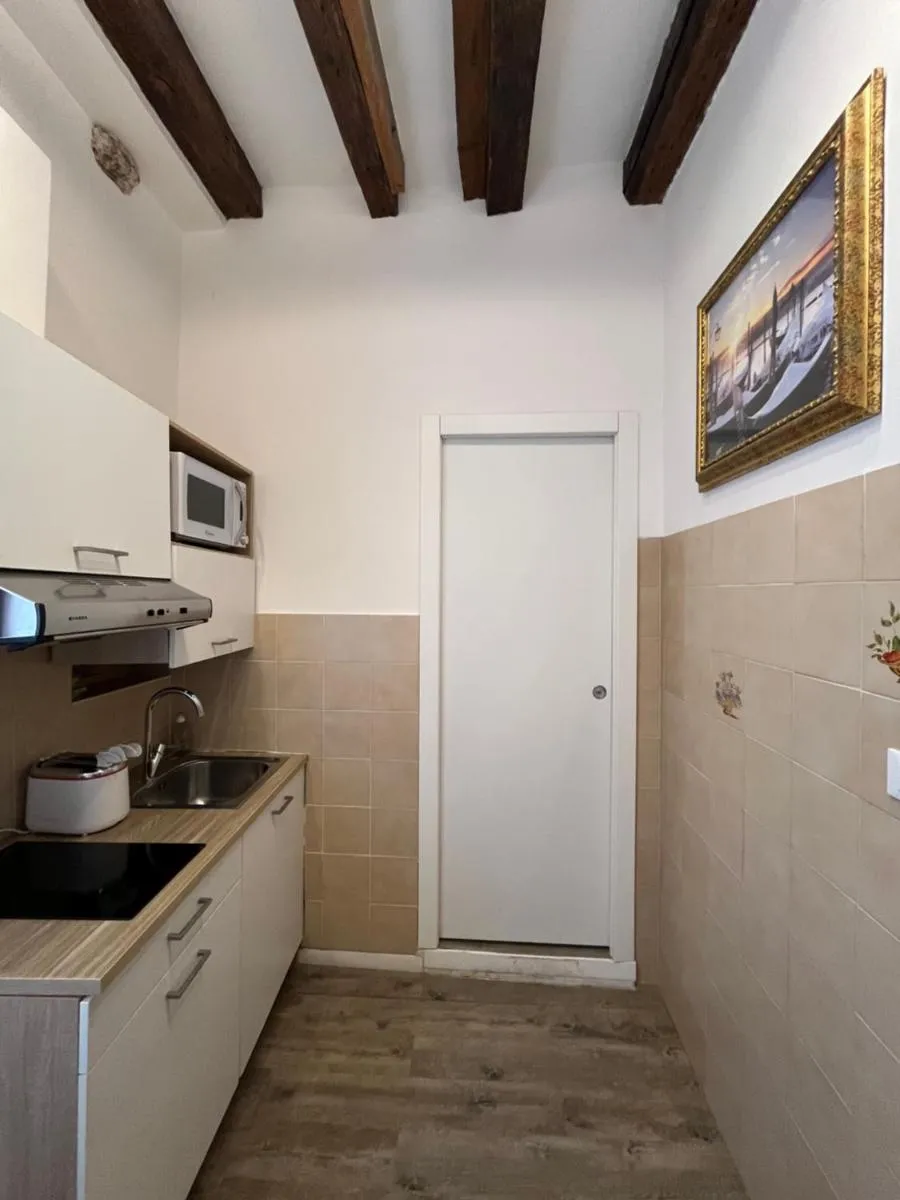 Image 3 of Cozy apartment close to Biennale of Venice
