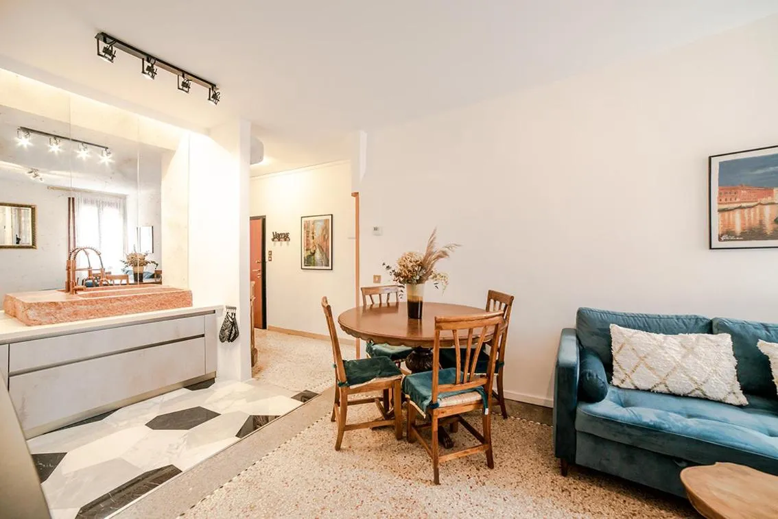 Image 1 of Delightful Apartment at 5 mins from Rialto Bridge