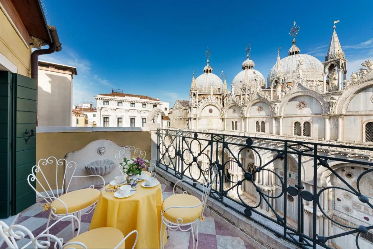 Image 5 of Due Leoni Terrace In St Mark’s Square