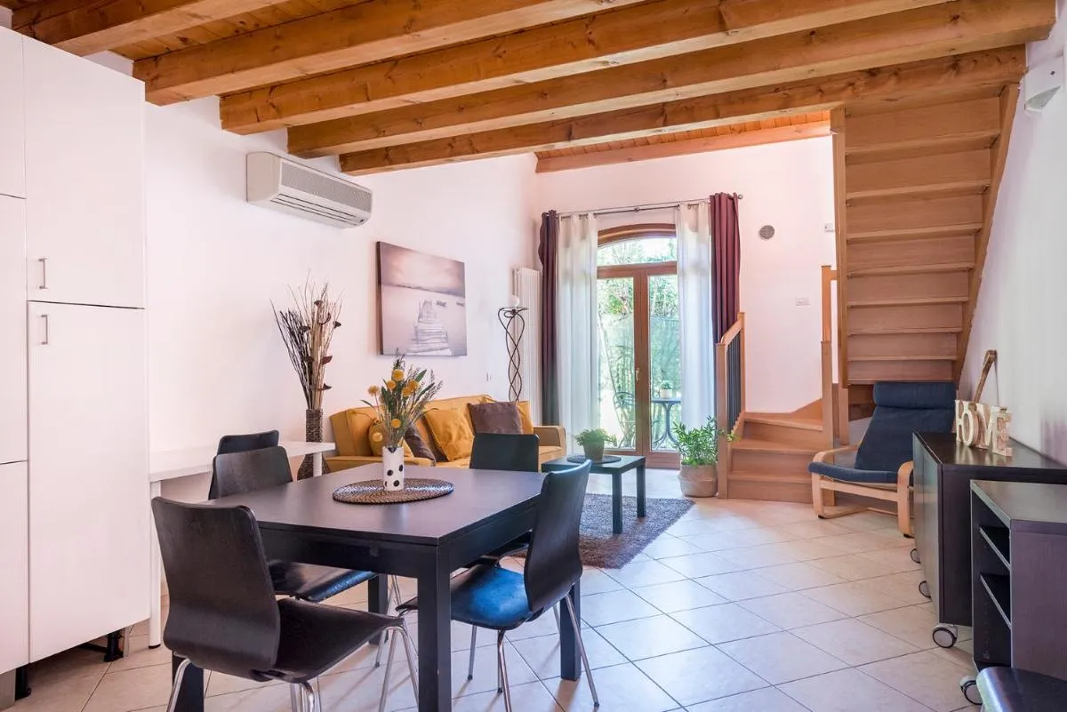 Image 2 of Duplex2 at the entrance of Venice, cozy and relax