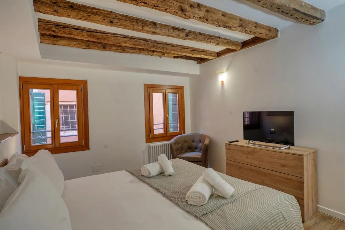 Image 1 of Ecco Suites Apartments