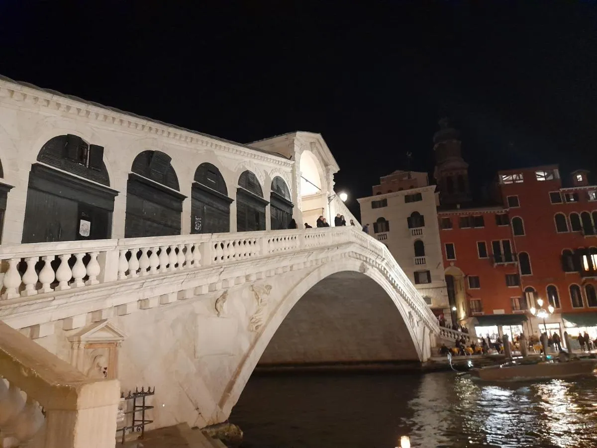 Image 1 of Foscà Venice Rooms