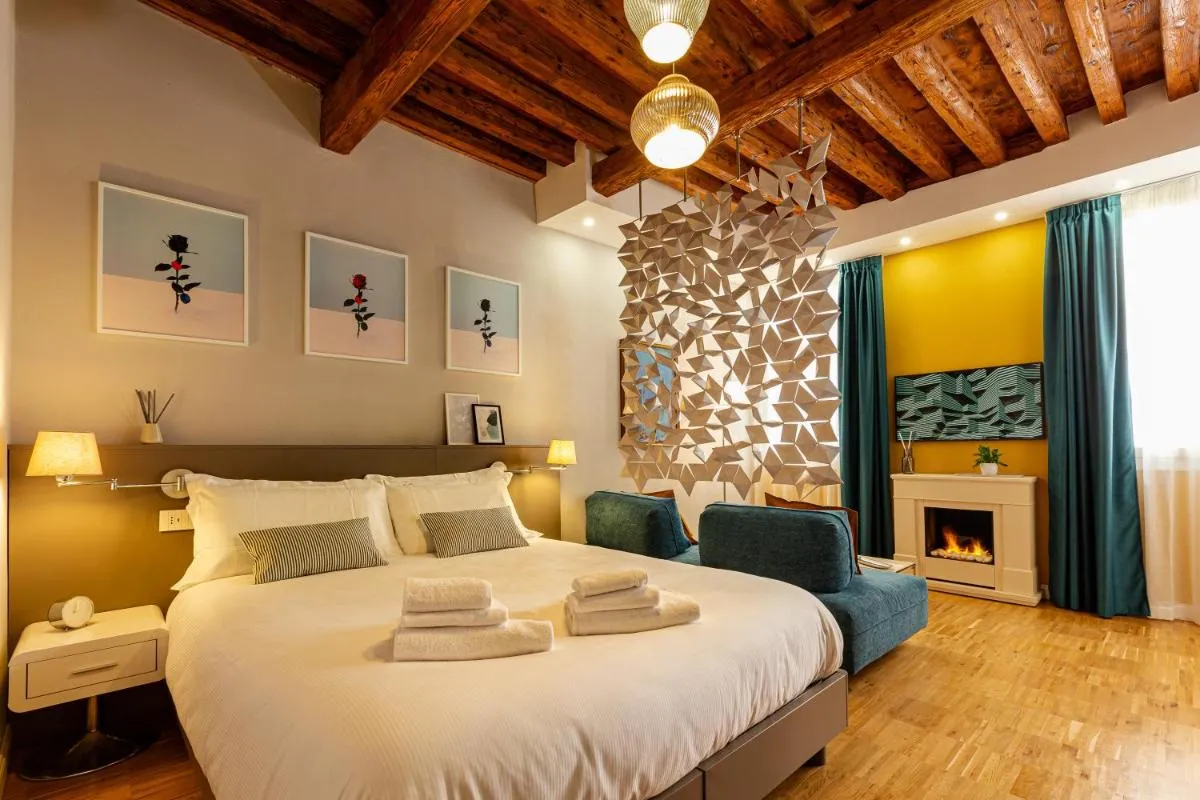 Image 1 of Fraivolti apartment