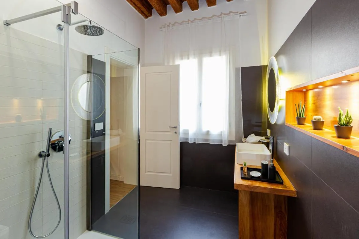 Image 2 of Fraivolti apartment