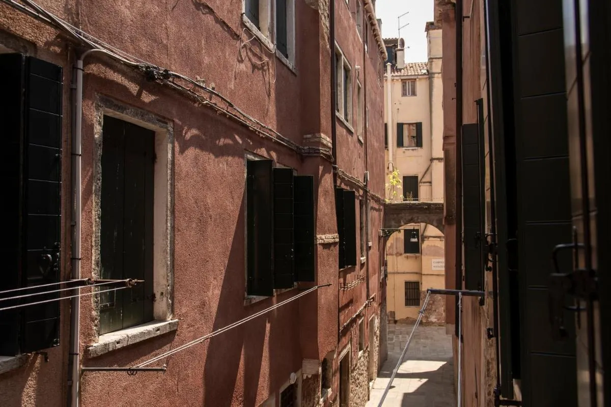 Image 5 of Fraivolti apartment