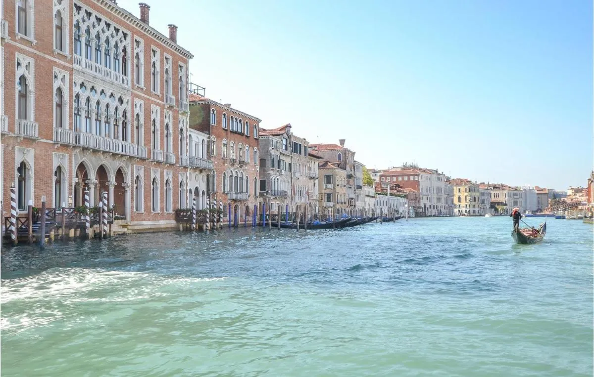 Image 6 of Gorgeous Apartment In Venezia With Wifi