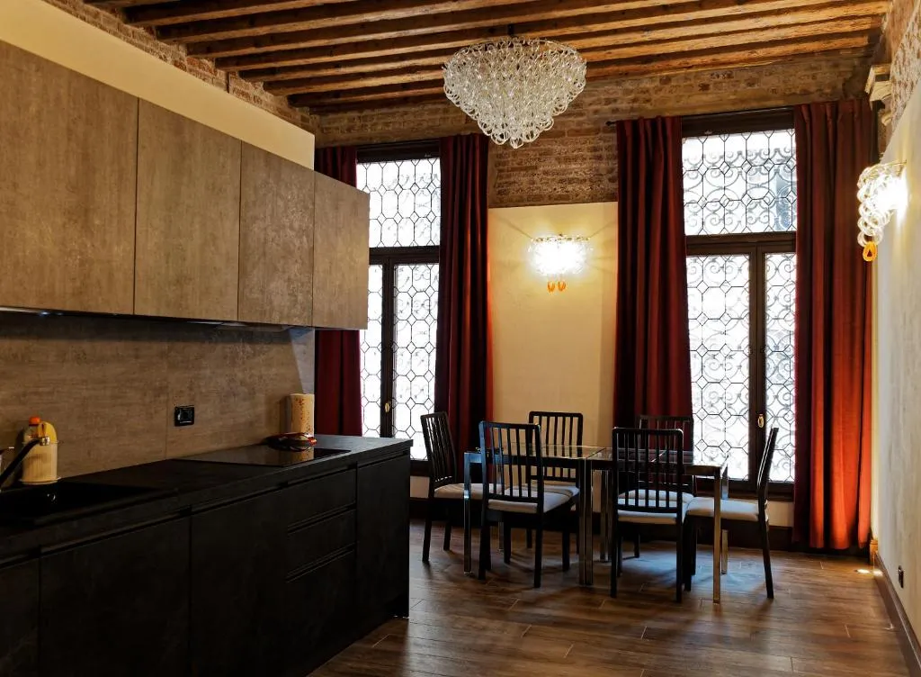 Image of Gradenigo Apartments 767