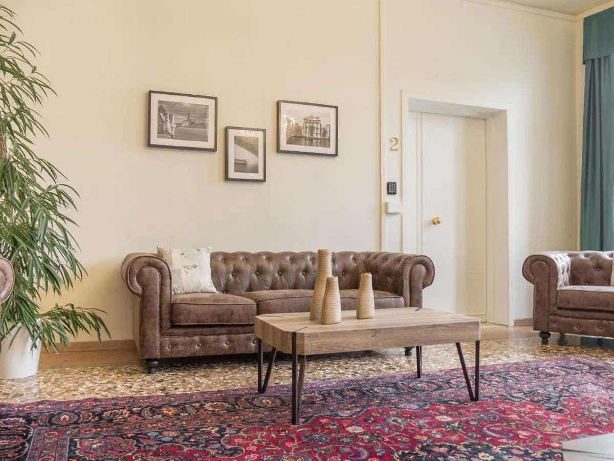 Image 6 of Grand Canal Suite by Wonderful Italy