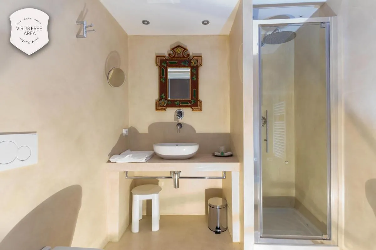 Image 2 of Granda Sweet Suites